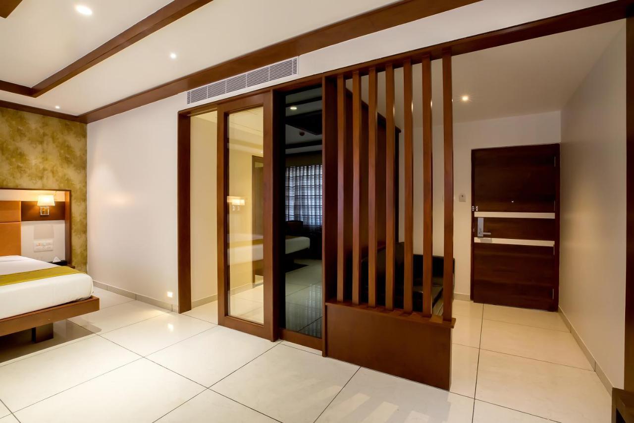 The Fern Residency Vijayapura Hotel Bijapur  Ngoại thất bức ảnh
