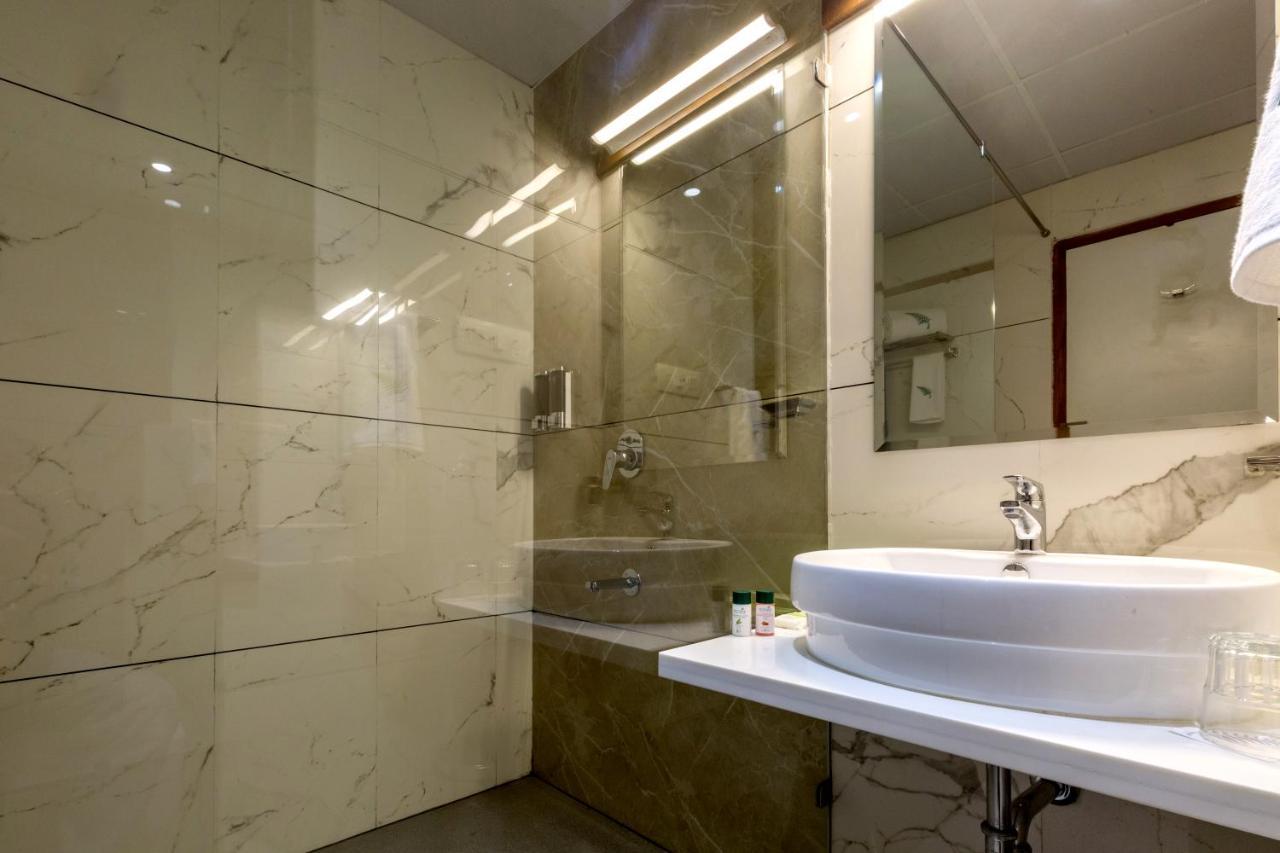 The Fern Residency Vijayapura Hotel Bijapur  Ngoại thất bức ảnh